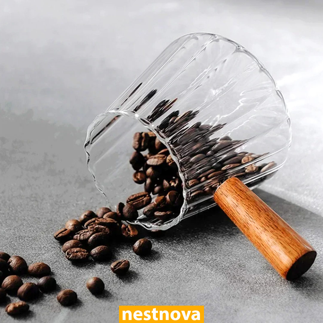 180ml Heat-Resistant Glass Espresso Measuring Cup with Wooden Handle – Precision Coffee Brew Pitcher